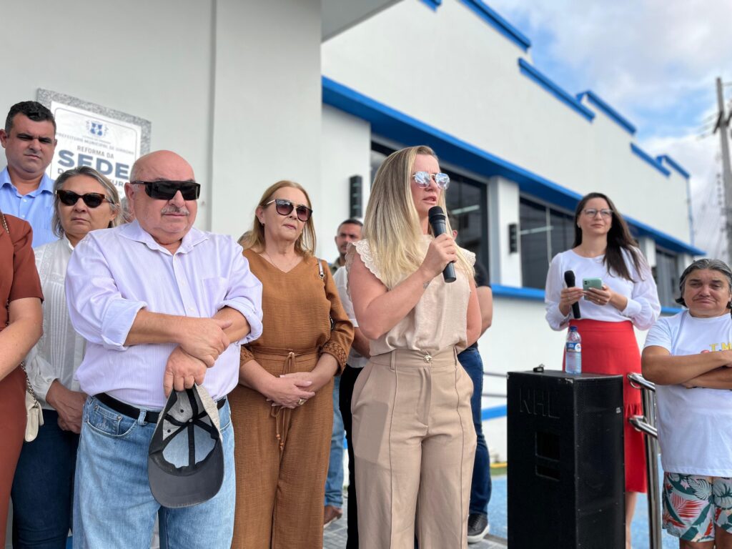 Fotos: Hasteamento das bandeiras em Uiraúna celebra civismo 5 WhatsApp Image 2025 09 07 at 09.20.51 1