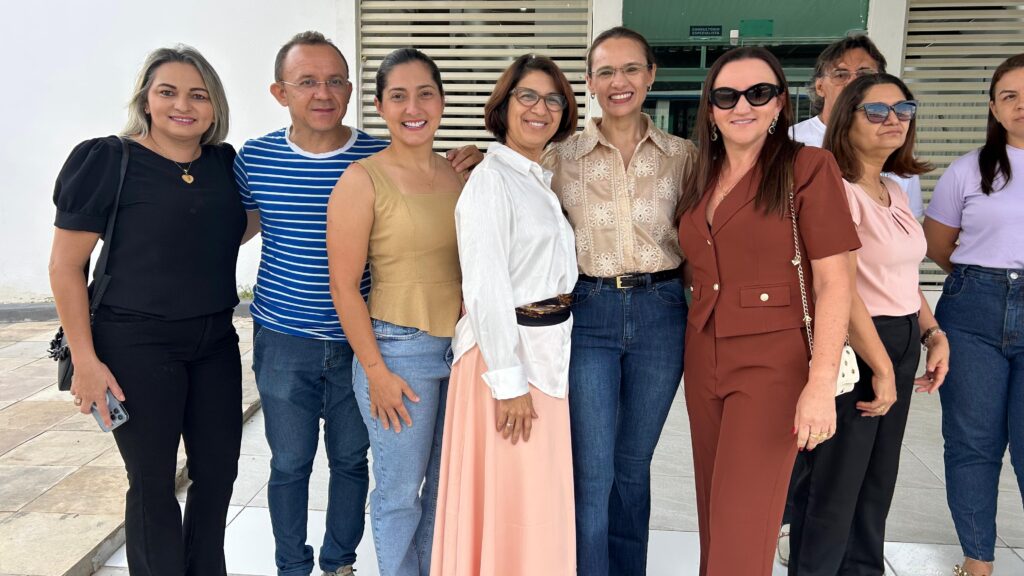 Fotos: Hasteamento das bandeiras em Uiraúna celebra civismo 24 WhatsApp Image 2025 09 07 at 09.20.58 3