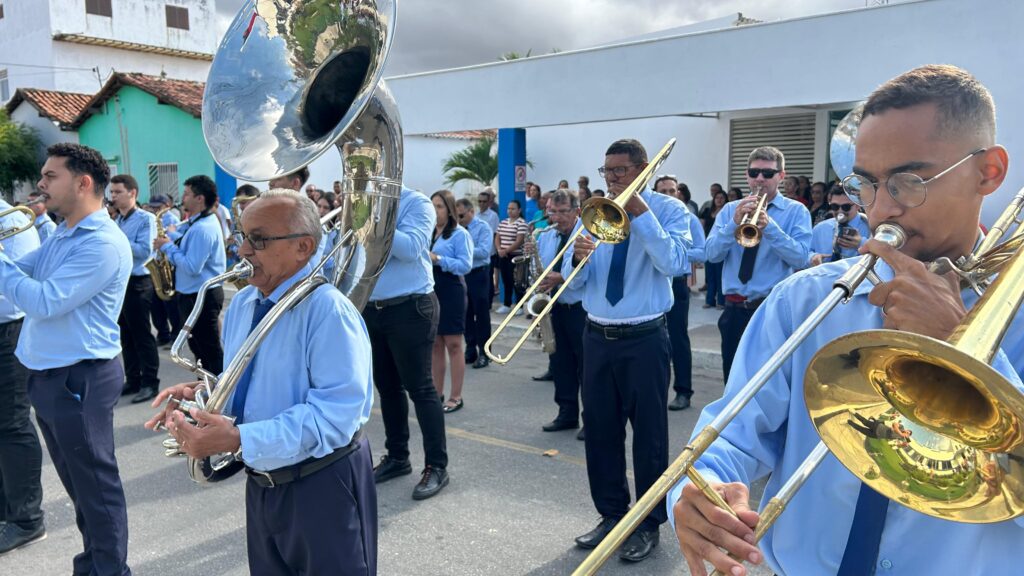 Fotos: Hasteamento das bandeiras em Uiraúna celebra civismo 31 WhatsApp Image 2025 09 07 at 09.21.00 2