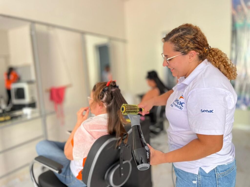 Prefeito de Poço Dantas visita polo da Pisada do Sertão 4 3 2