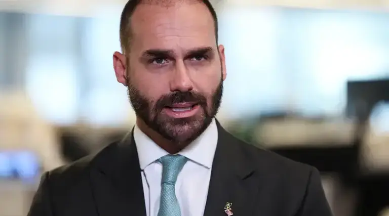 Eduardo Bolsonaro projeta candidatura com apoio dos EUA 1 Eduardo Bolsonaro projeta candidatura com apoio dos EUA