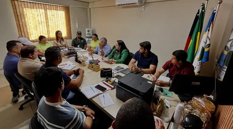 Prefeito Itamar Moreira promove reunião estratégica 1 Prefeito Itamar Moreira promove reuniao estrategica