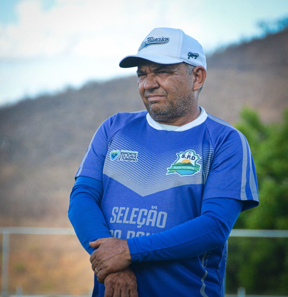 Prefeito Itamar Moreira reúne atletas da seleção de Poço Dantas 10 WhatsApp Image 2025 10 09 at 19.25.55 2