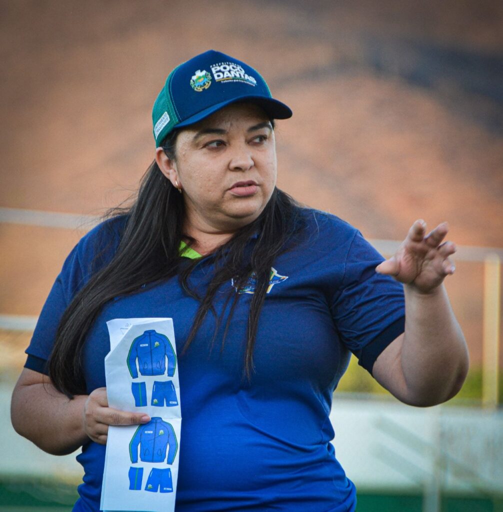 Prefeito Itamar Moreira reúne atletas da seleção de Poço Dantas 14 WhatsApp Image 2025 10 09 at 19.25.56 3