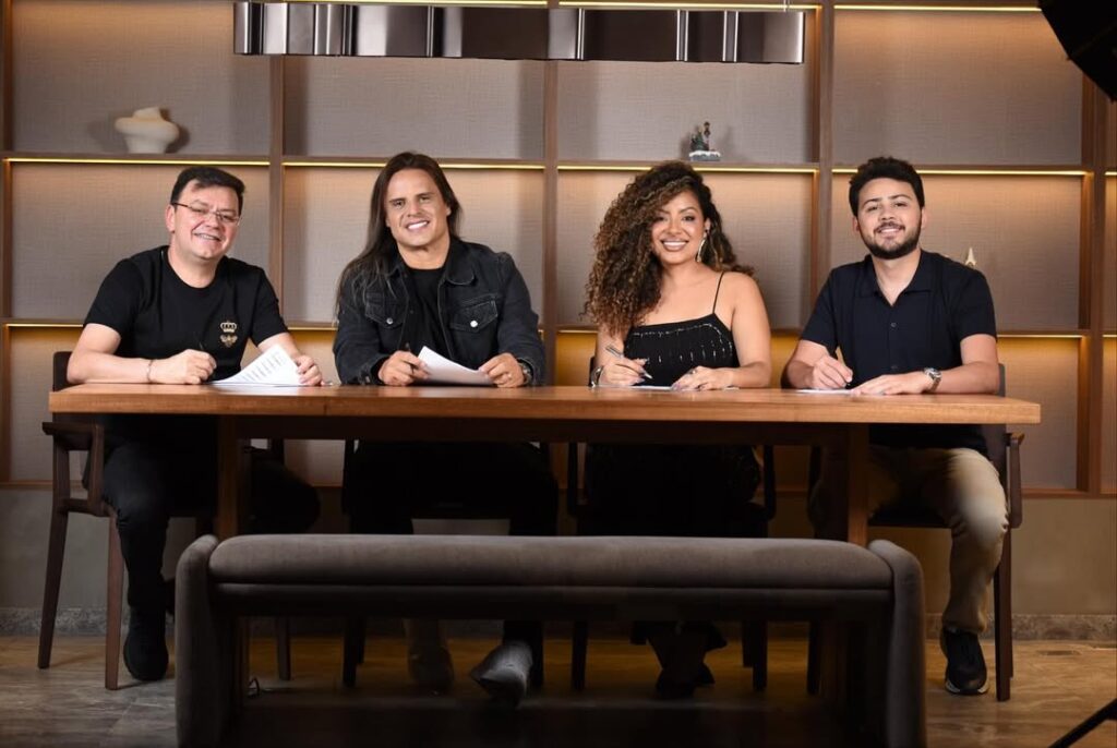 Calcinha Preta anuncia nova cantora e Marlus Viana 4 4 1