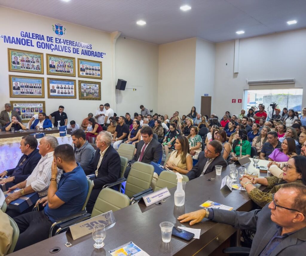 Deputado Jutay Menezes recebe Título de Cidadão Uiraunense 8 6 2