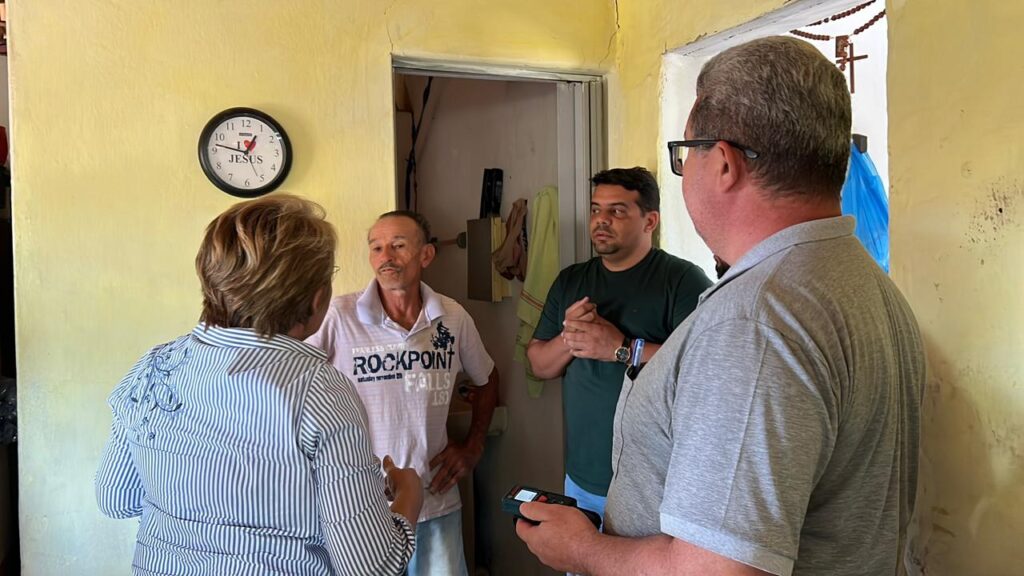 Prefeitura de Uiraúna avança com melhorias habitacionais 4 6 3
