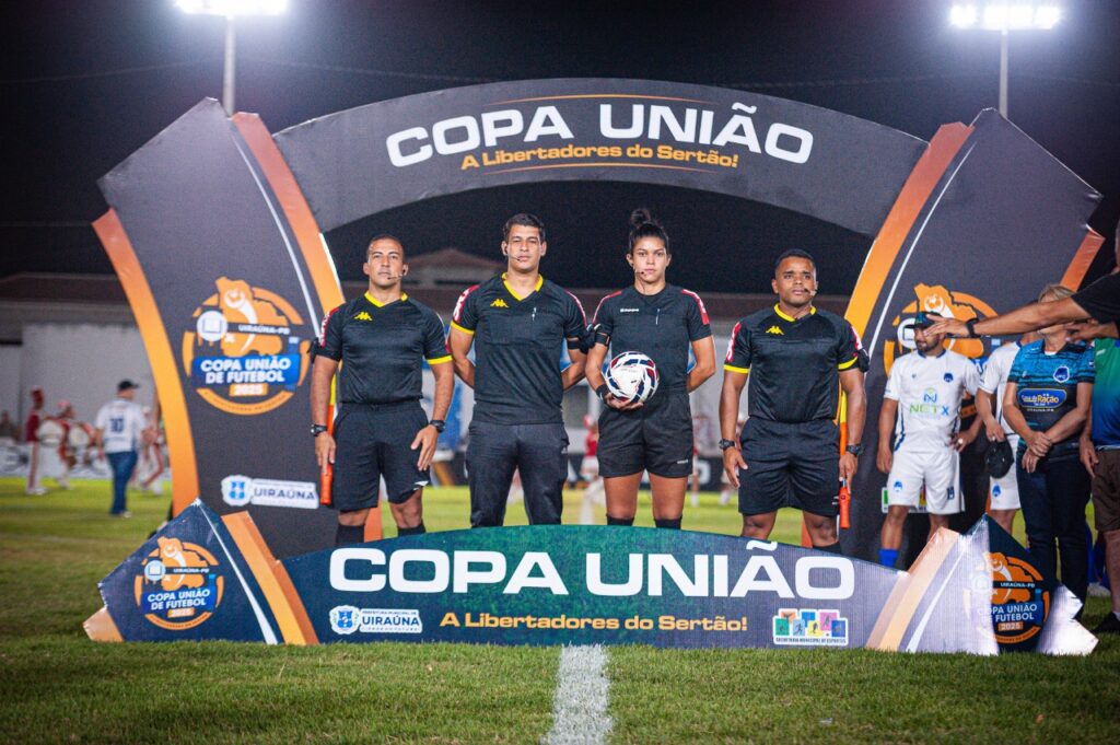 Fotos: Poço Dantas vence Uiraúna na abertura da Copa União 22 WhatsApp Image 2025 11 01 at 00.15.47 3