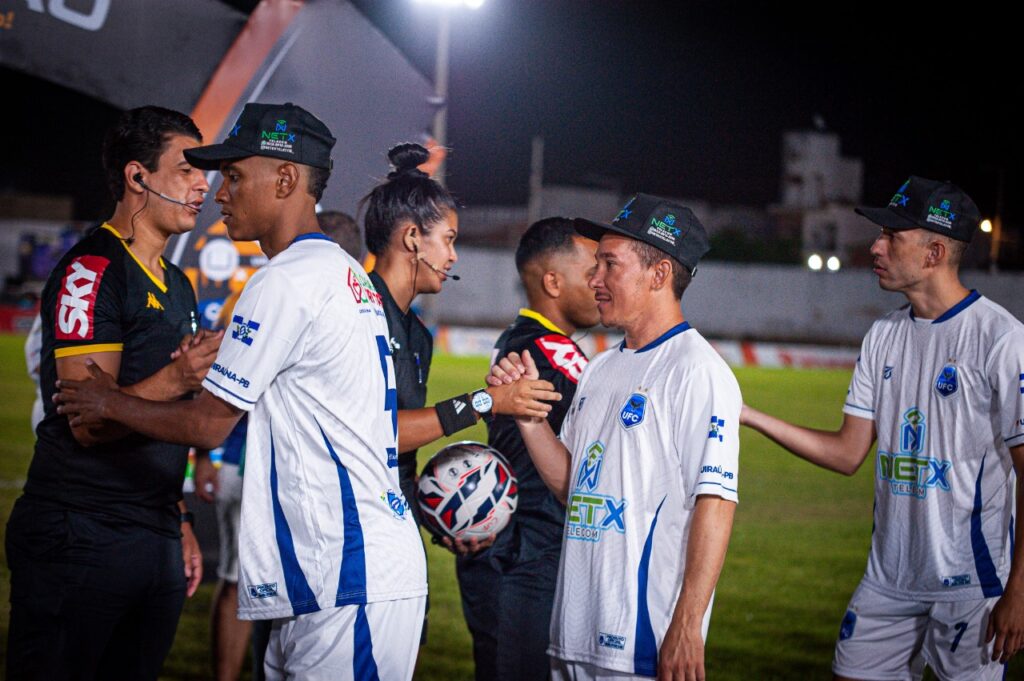Fotos: Poço Dantas vence Uiraúna na abertura da Copa União 28 WhatsApp Image 2025 11 01 at 00.15.48