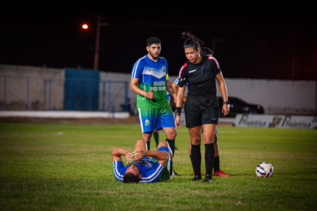 Fotos: Poço Dantas vence Uiraúna na abertura da Copa União 34 WhatsApp Image 2025 11 01 at 00.15.50