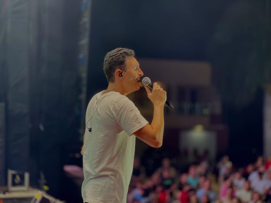 Evento reúne em Uiraúna fiéis em noite de adoração ao Dia do Evangélico 27 2