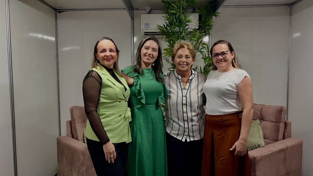 Evento reúne em Uiraúna fiéis em noite de adoração ao Dia do Evangélico 6 24