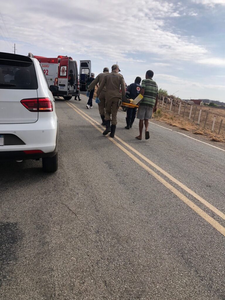 Fotos: Falha mecânica causa acidente na PB 393 6 5 2