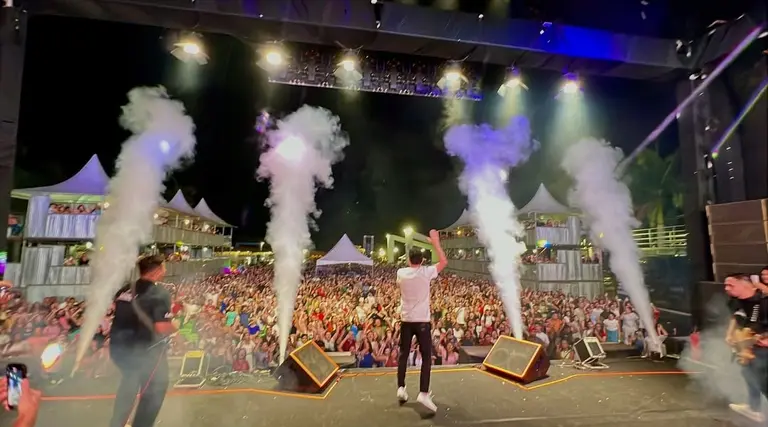 Evento reúne em Uiraúna fiéis em noite de adoração ao Dia do Evangélico 1 Evento reúne em Uiraúna fiéis em noite de adoração ao Dia do Evangélico