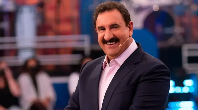 Ratinho defende SBT de ataques políticos 1 Ratinho defende SBT de ataques políticos