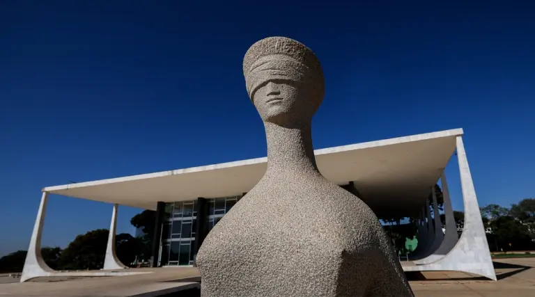 STF pode derrubar regra sobre aposentadoria por invalidez 1 STF pode derrubar regra sobre aposentadoria por invalidez