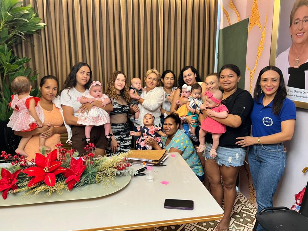 Gestão Leninha Romão reforça Bolsa Maternidade em Uiraúna 2 WhatsApp Image 2025 12 09 at 14.22.28