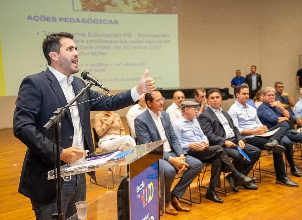 Educação na Paraíba: prêmios “Professor Nota Mil” e “Aluno Nota Mil” 3 612730394 18544121926065534 5868397864119634389 n