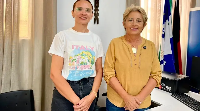 Prefeitura de Uiraúna concede reajuste do magistério de 8,87%, superando o piso nacional de 5,4% 1 Uiraúna valoriza o magistério com aumento de 8,87%