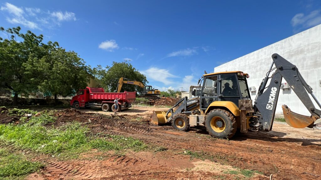 Fotos: Ampliação do Cemitério Campo Santo em Uiraúna 3 2 3