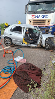 Batida entre carreta e carro deixa 3 vítimas no RN 3 2 4
