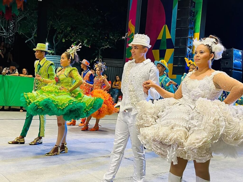 Aprovado projeto torna a Quadrilha Junina Garrafão de Utilidade Pública. Conheça a história de 20 anos do grupo em Uiraúna 4 3