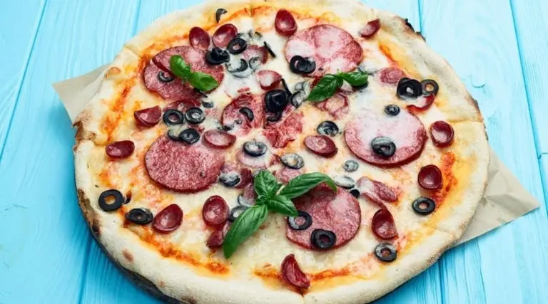 Pizza de calabresa de liquidificador 1 Como Fazer Pizza de Calabresa no Liquidificador