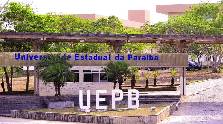 Concurso UEPB 2026 aprovado com 20 vagas para técnicos administrativos. Salários de até R$ 4.324,97 1 Concurso UEPB 2026
20 vagas com salários até R$ 4,3 mil