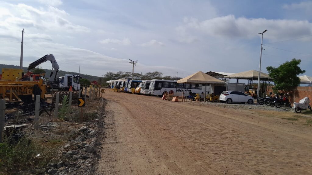 Trabalhadores da Transposição do Rio São Francisco paralisam obras em Luís Gomes e Major Sales (RN) 4 WhatsApp Image 2026 02 02 at 10.33.49