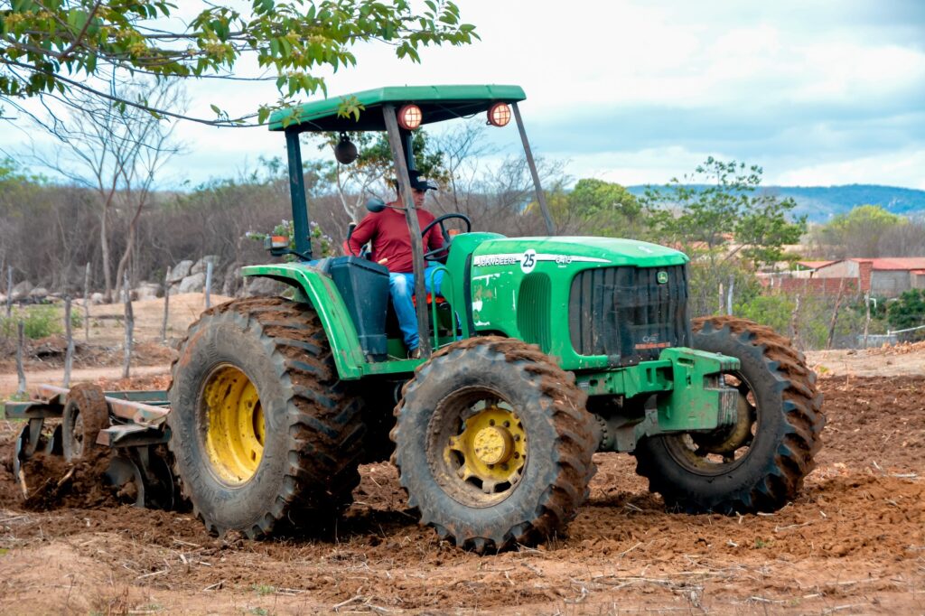 Prefeitura de Poço Dantas começa corte de terras para produtores rurais 6 WhatsApp Image 2026 02 06 at 11.11.58 1