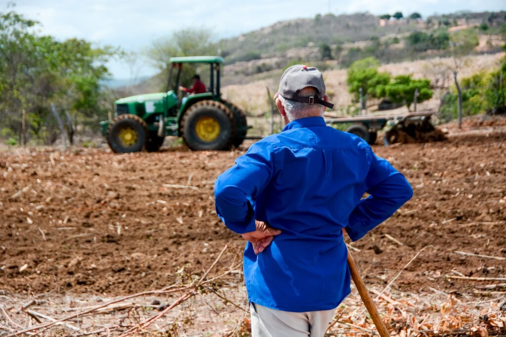 Prefeitura de Poço Dantas começa corte de terras para produtores rurais 20 WhatsApp Image 2026 02 06 at 11.12.01