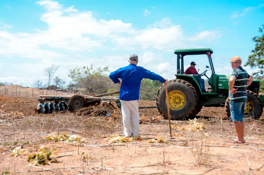 Prefeitura de Poço Dantas começa corte de terras para produtores rurais 19 WhatsApp Image 2026 02 06 at 11.12.01 4