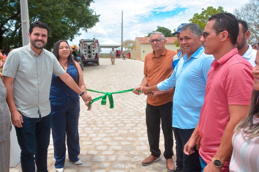 Prefeito Itamar Moreira entrega reforma e ampliação da Escola Agrimar Peixoto em São João Bosco 29 WhatsApp Image 2026 02 07 at 16.27.05 5