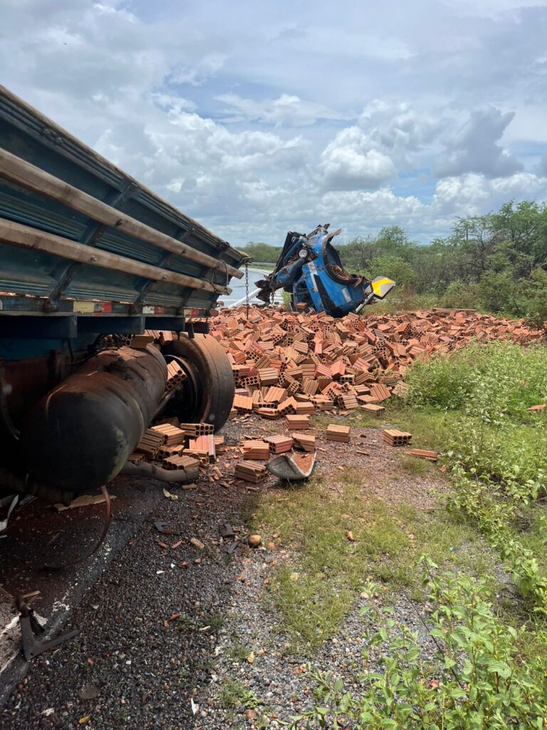 Grave colisão na BR-226 no RN 4 2