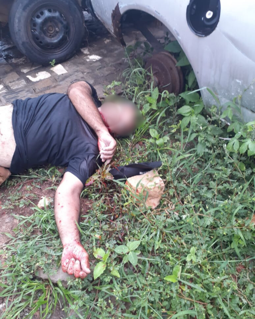 Policial: Homicídio é registrado em Uiraúna 2 Azul e Roxo Moderno Lancamento de Musica Post para Facebook 1