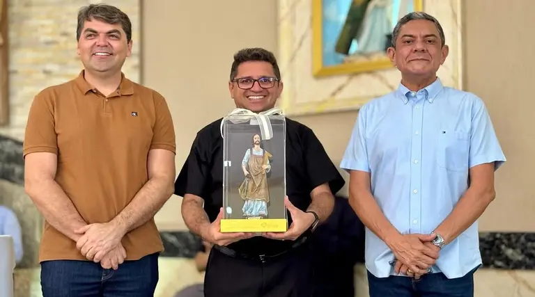 Padre Dalmir é o novo pároco de Joca Claudino 1 Padre Dalmir é o novo pároco de Joca Claudino