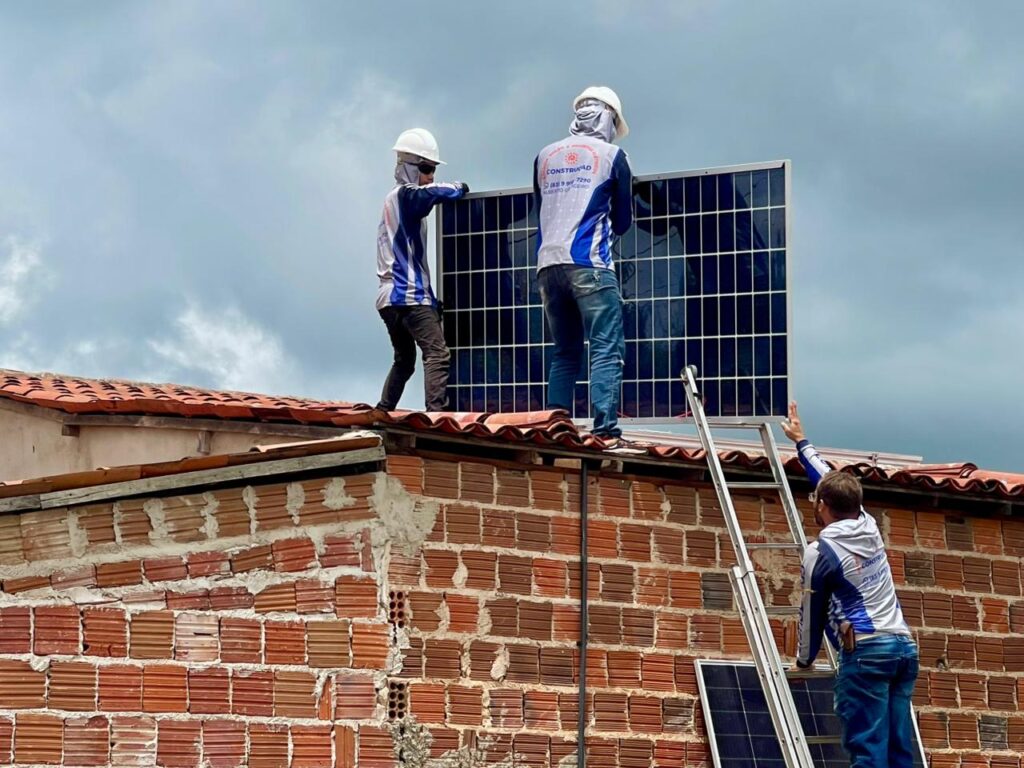Projeto de energia solar em Poço Dantas recebe visita da TV Cabo Branco 29 WhatsApp Image 2026 03 26 at 12.41.20 1