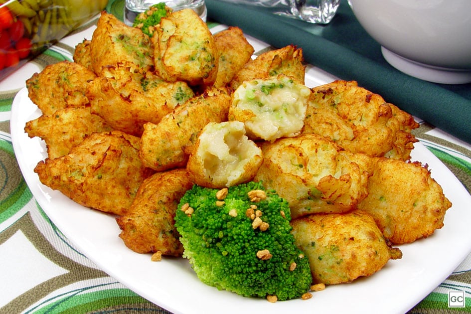 Receitas de aperitivos incríveis 7 bolinho bacalhau crocante brocolis