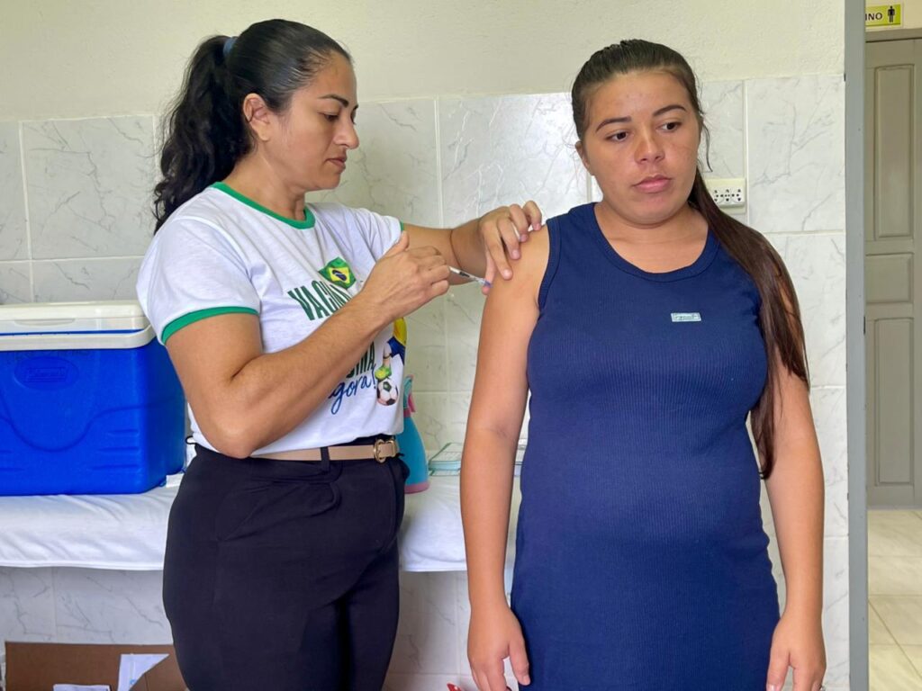 Poço Dantas intensifica combate à influenza 6 4 2