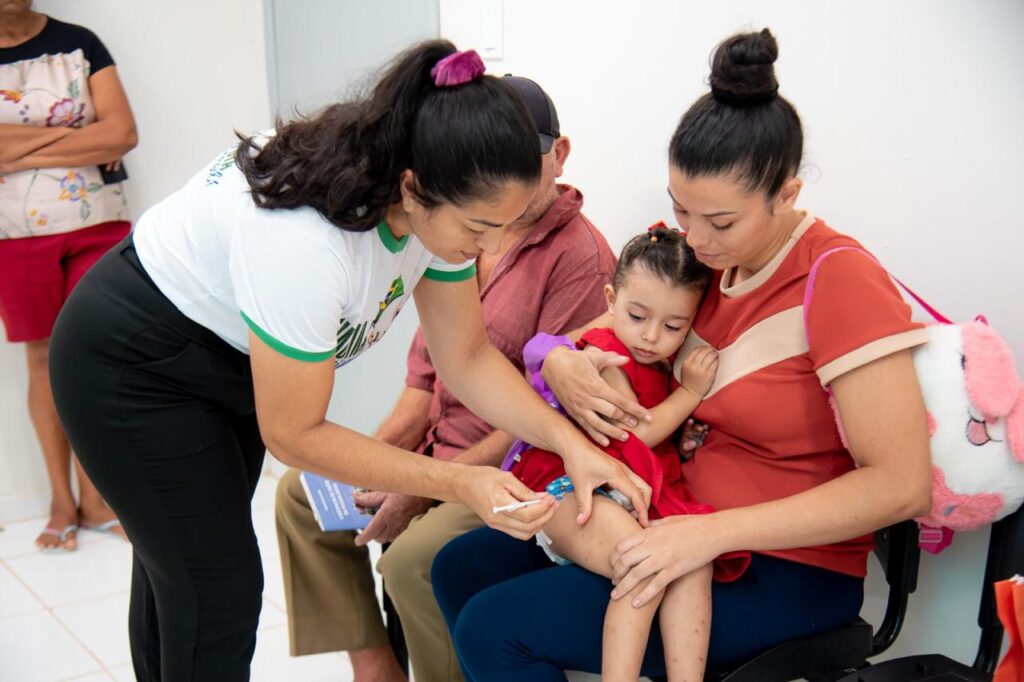 Poço Dantas intensifica combate à influenza 8 8