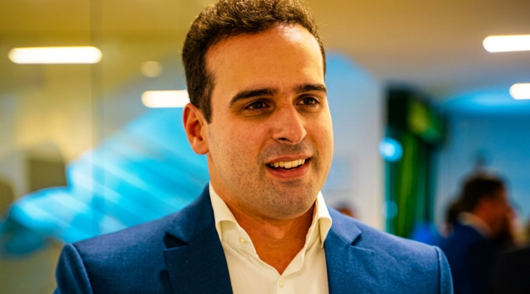 Lucas Ribeiro empossa secretários em Campina Grande 1 Lucas Ribeiro empossa secretários em Campina Grande