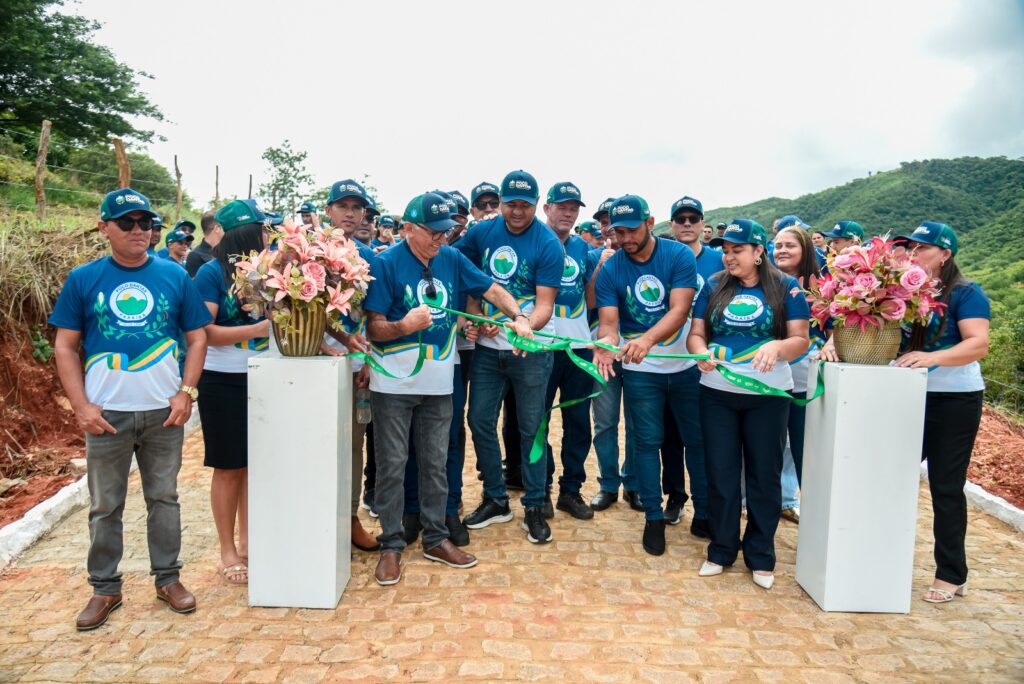 Poço Dantas celebra 32 anos com entrega de obras 16 WhatsApp Image 2026 04 28 at 15.41.06