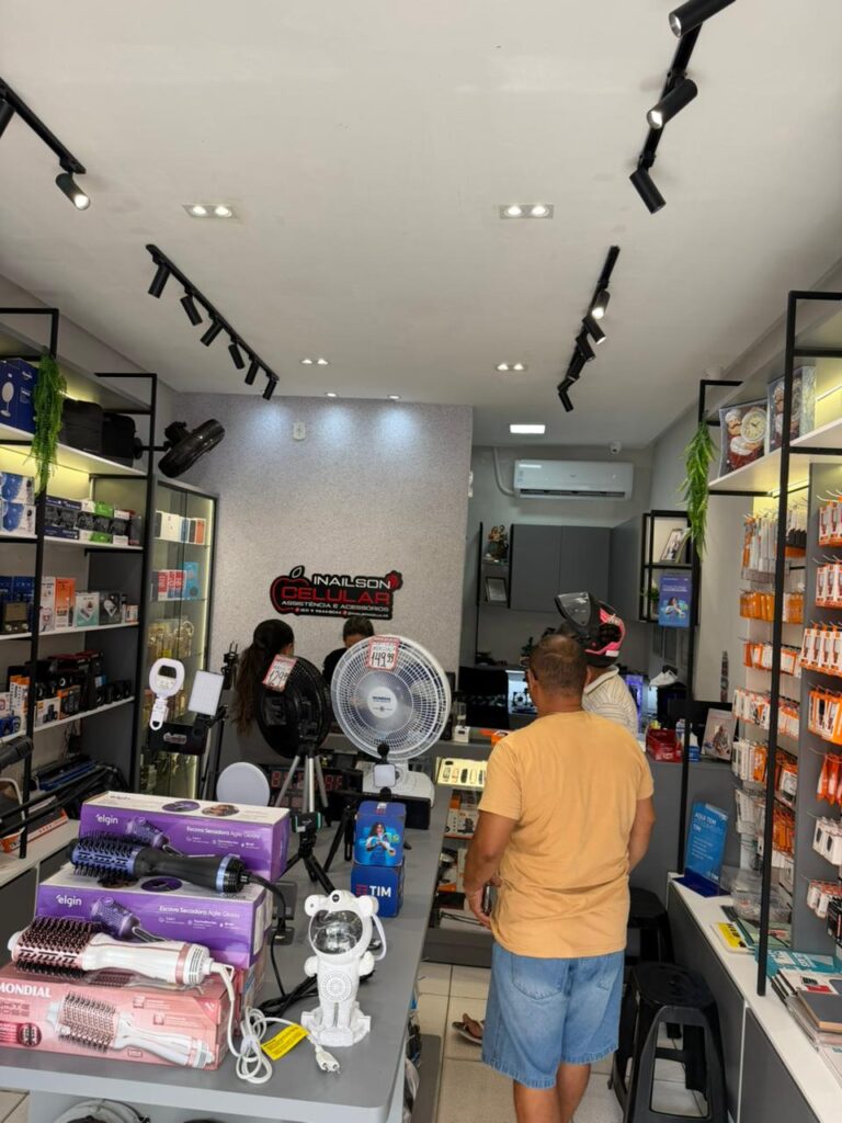 Do sonho à realidade: Inailson Celular celebra 1 ano de atuação em Uiraúna 3 WhatsApp Image 2026 05 01 at 11.58.13