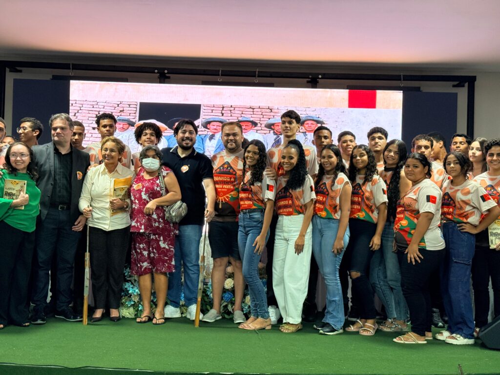 Lançamento do Livro "A peleja de Lampião no Belém do Arrojado" marca 99 anos de Resistência 2 WhatsApp Image 2026 05 16 at 08.23.25