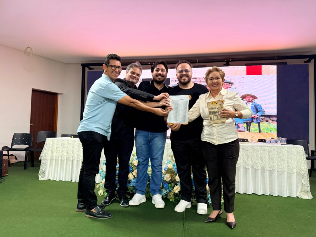 Lançamento do Livro "A peleja de Lampião no Belém do Arrojado" marca 99 anos de Resistência 4 WhatsApp Image 2026 05 16 at 08.23.26 2
