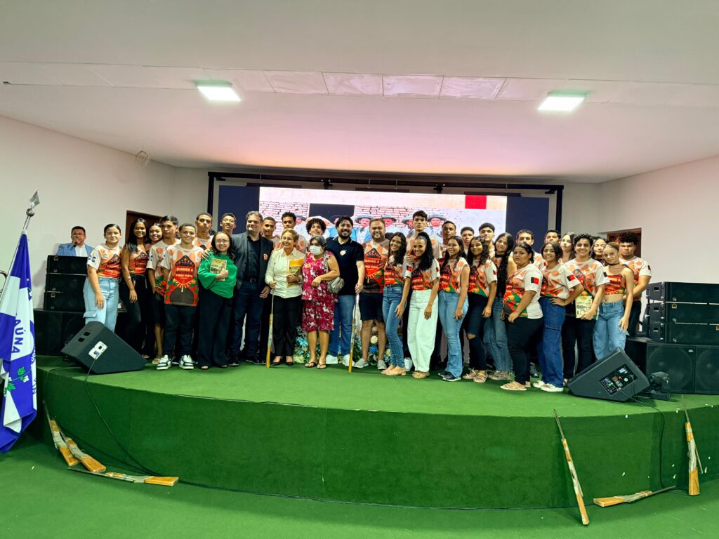Lançamento do Livro "A peleja de Lampião no Belém do Arrojado" marca 99 anos de Resistência 6 WhatsApp Image 2026 05 16 at 08.23.27