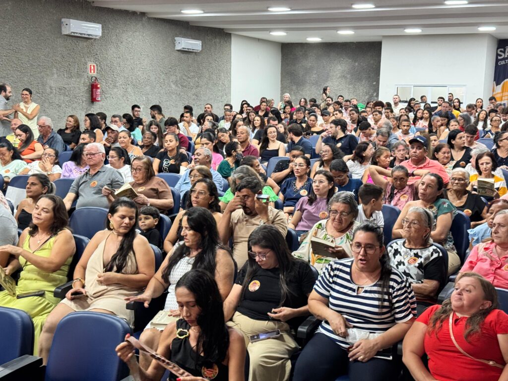 Lançamento do Livro "A peleja de Lampião no Belém do Arrojado" marca 99 anos de Resistência 11 WhatsApp Image 2026 05 16 at 08.23.33 1