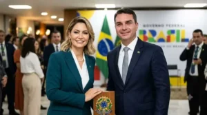 Michelle Bolsonaro rejeita apoio a Flávio