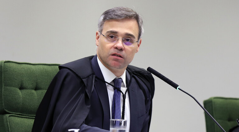 STF autoriza PF a investigar repasses de Vorcaro ao filme Dark Horse