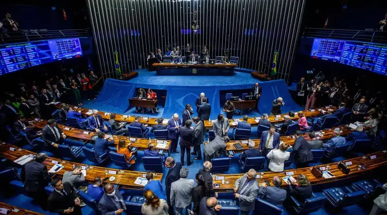 Aprovada PEC que garante aposentadoria especial para agentes de saúde e de endemias